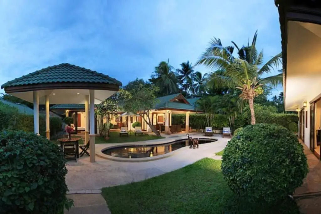 4 Bedroom 5 Palms Villa SDV104-20 seconds walk to beach -By Samui Dream Villas
