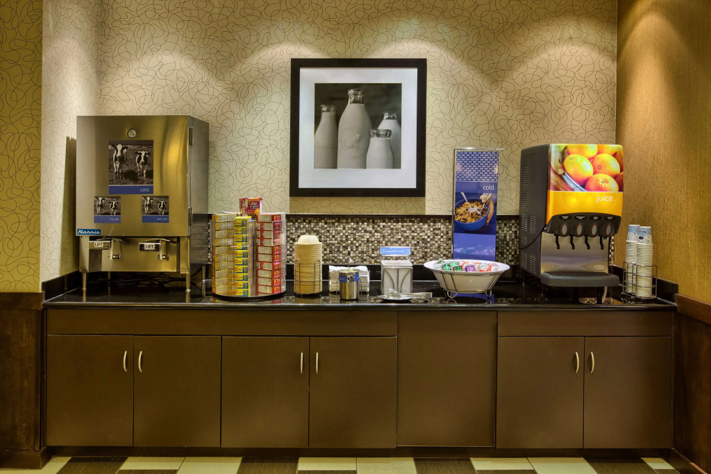 Hampton Inn & Suites Burlington