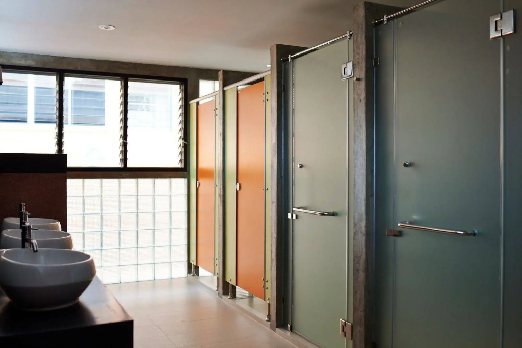 Collection O Jasaen Stylish Unique Hotel