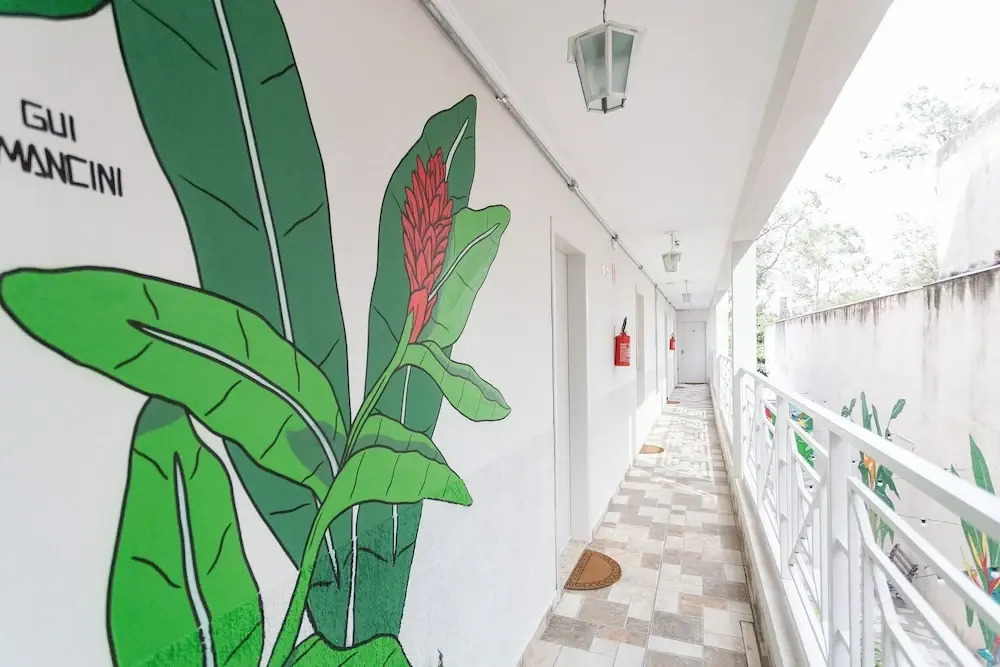 Casa Jardim. Ar e garagem