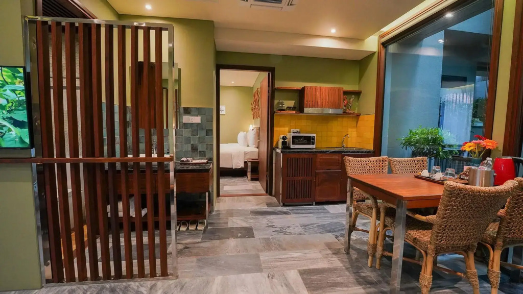 CHiEM HoiAn - The Beachside Boutique Hotel & Villa