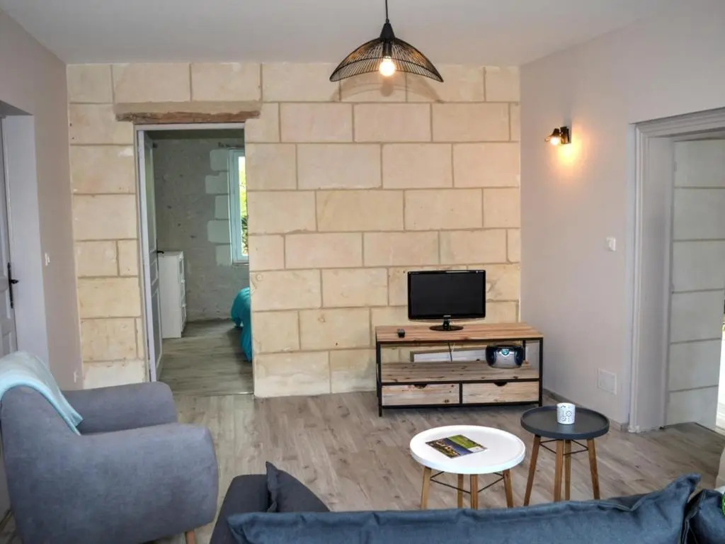 Maison de plain-pied, cour et jardin privé, proche sites touristiques, idéale familles ou amis - FR-1-381-480