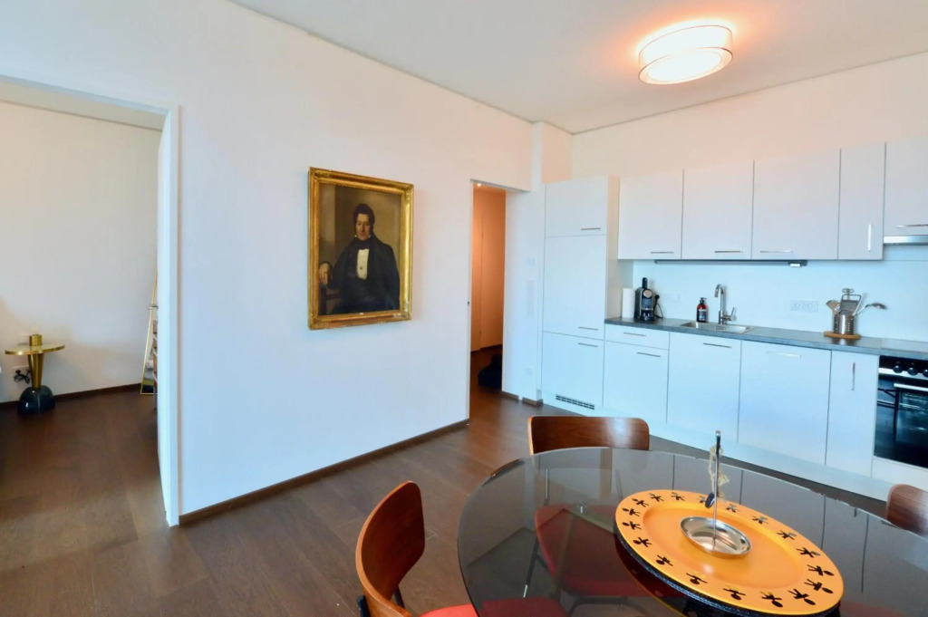 Brand-New, Close to Centre, Rooftop-Summer-Pool