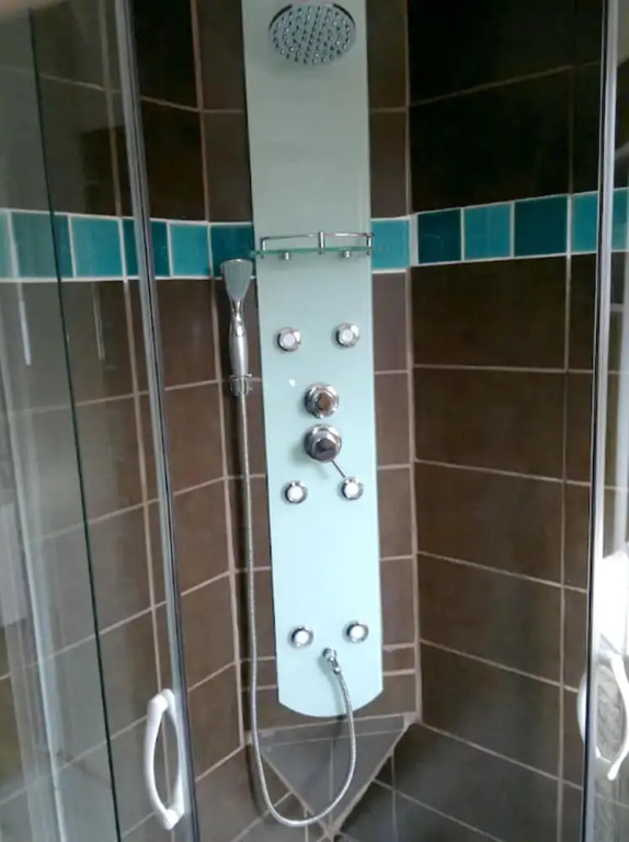 Apartment with 3 Bedrooms in Briançon, with Wonderful Mountain View, Enclosed Garden And Wifi
