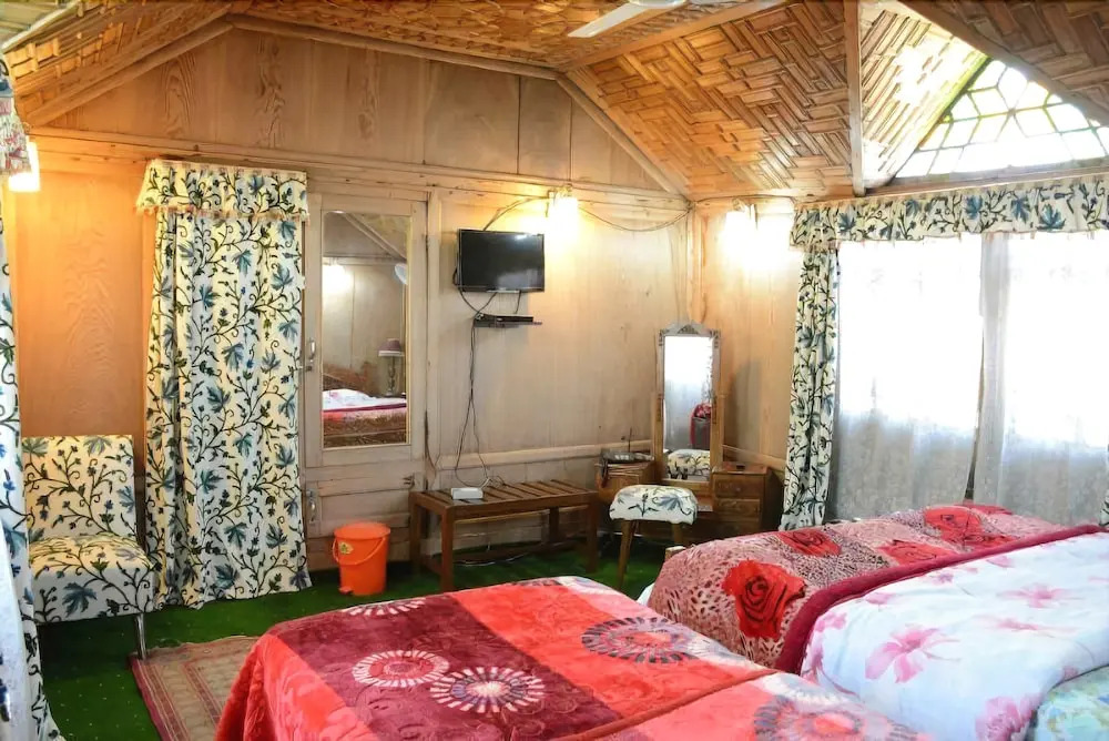 Houseboat