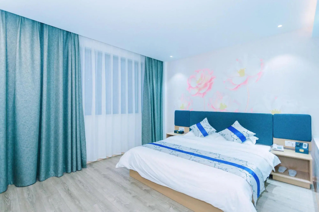 Heng 8 Chain Hotel (Fanchang Anding Road)