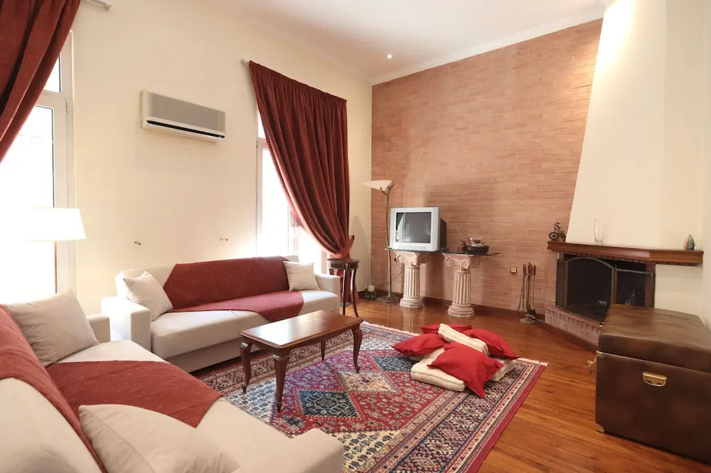 Pagrati Penthouse Apartment