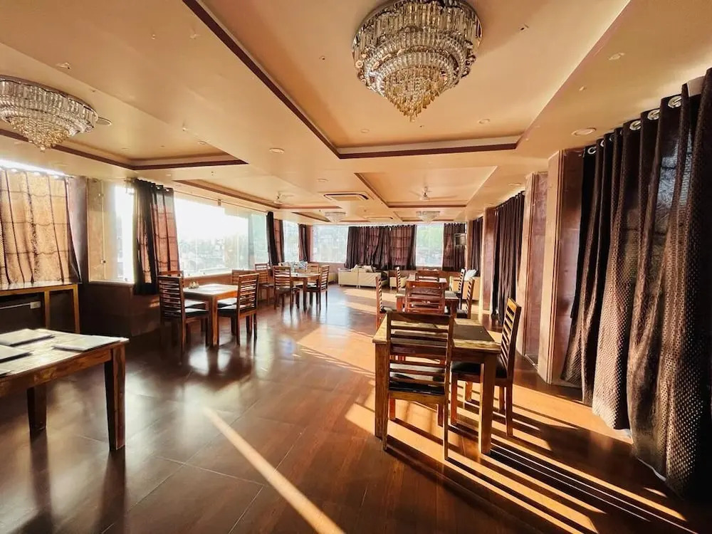 Om Heritage Haveli