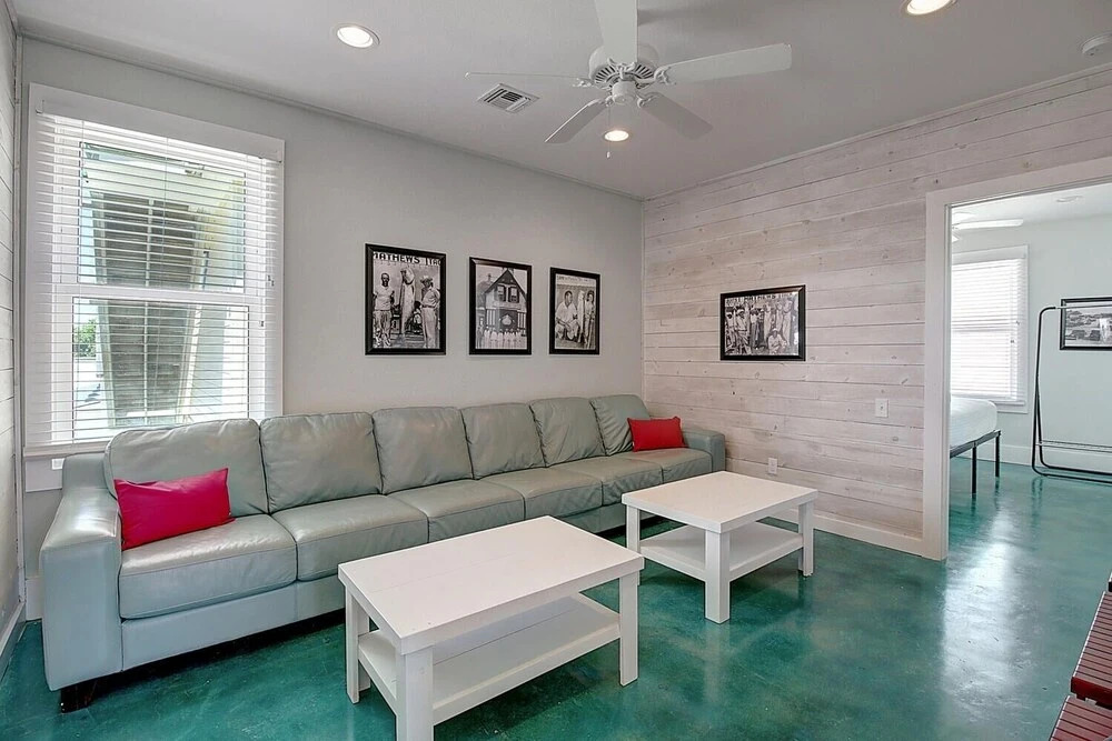 Terrace Landing #7 4 Bedroom Home by Redawning