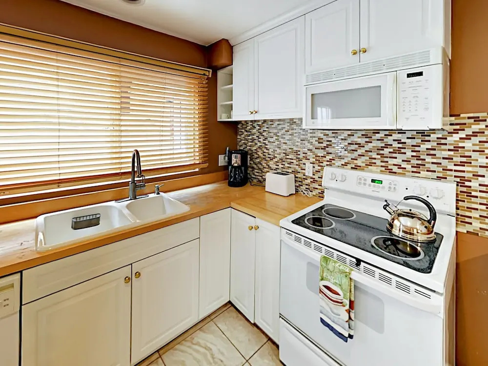 West Vail Condo with Shared Hot Tub by RedAwning