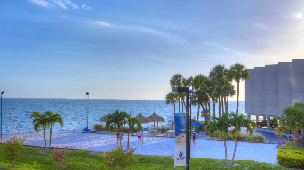 Sailport Waterfront Suites