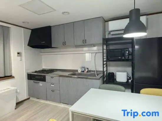 -Gyokuran-6-minute walk from Shin-Okubo station and 15-minute walk from Shinjuku station!