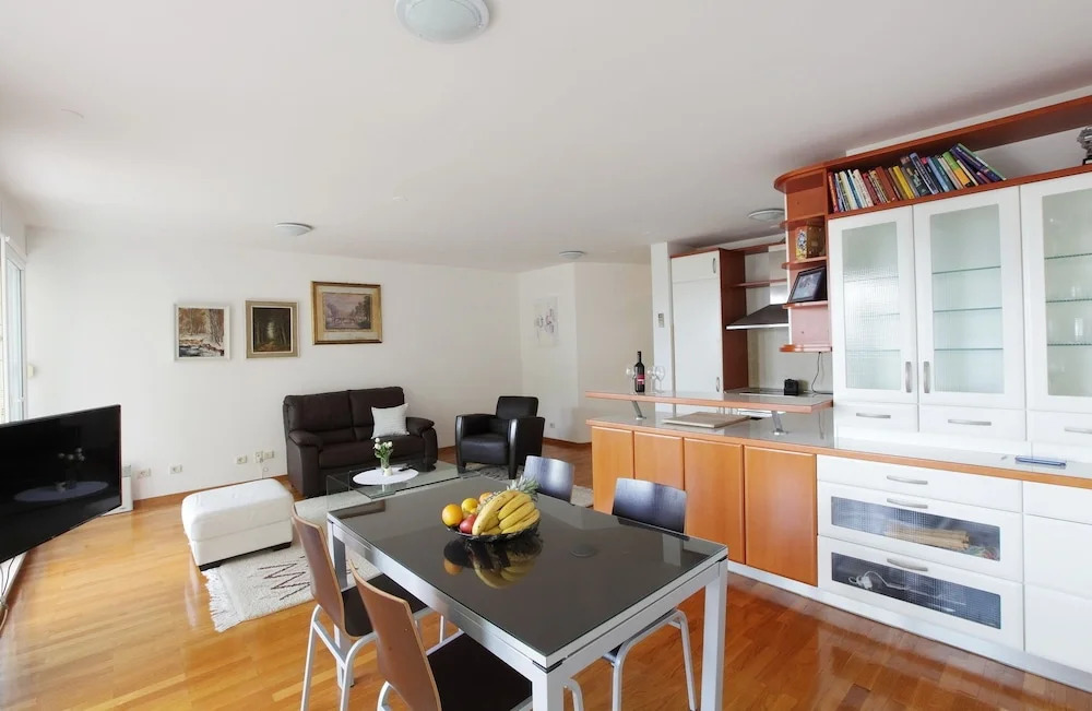 Ambassador Suite