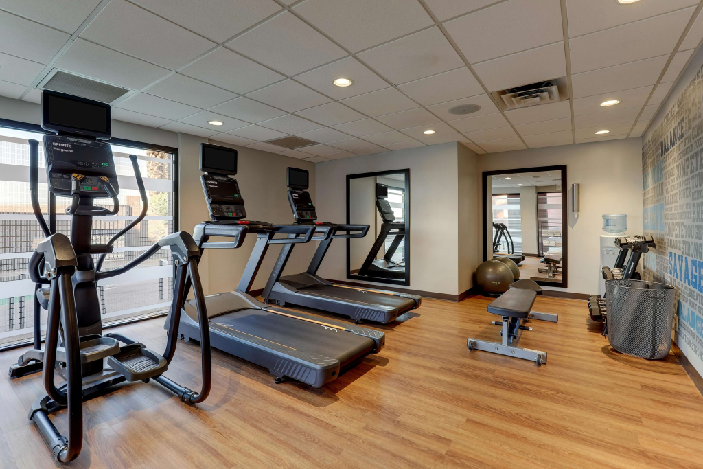 Drury Inn & Suites Phoenix Airport