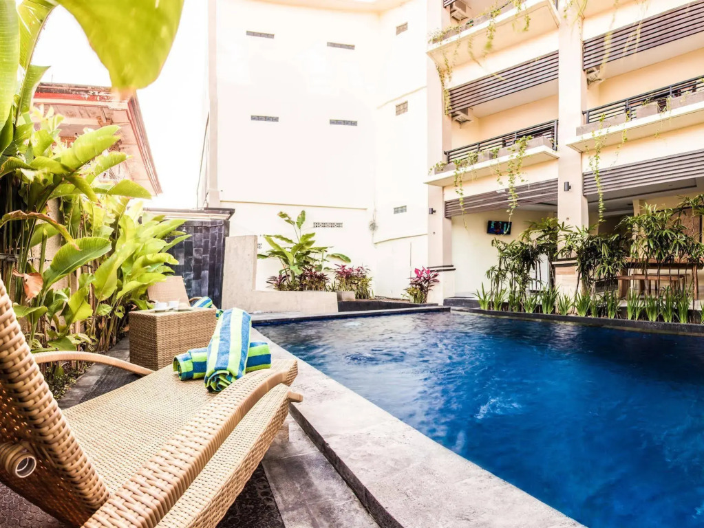 Lucky's Guest House