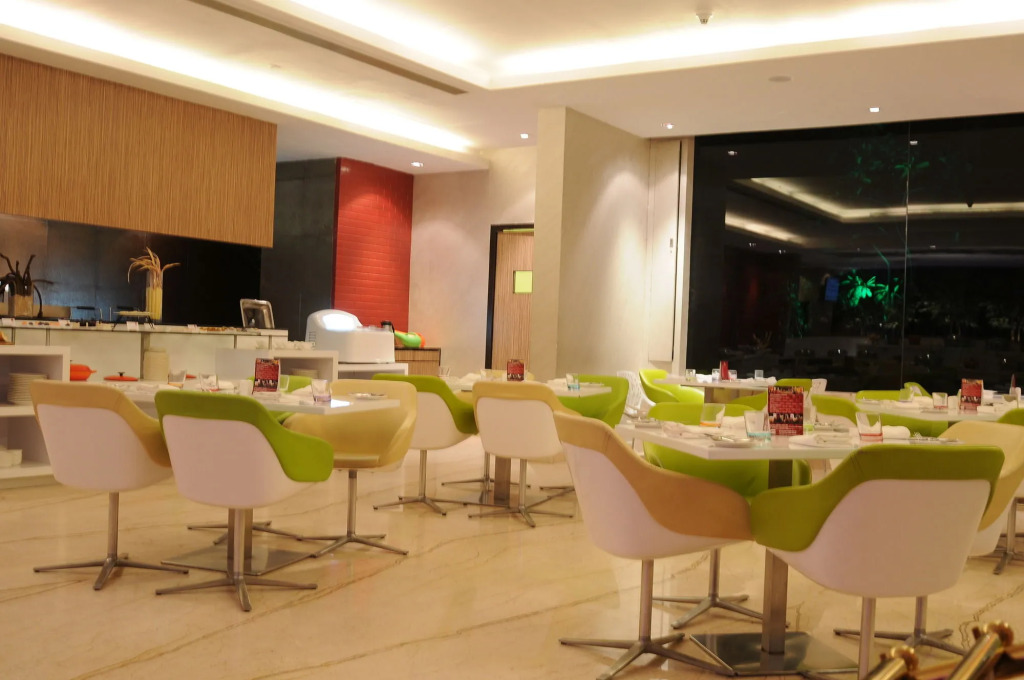E Hotel