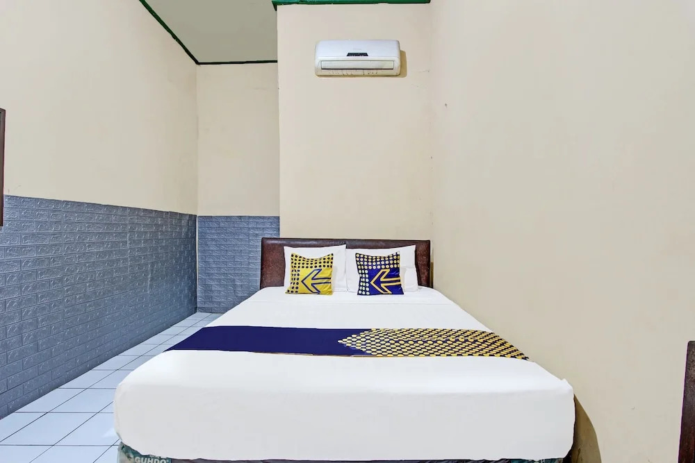 Hotel O Indah Arum