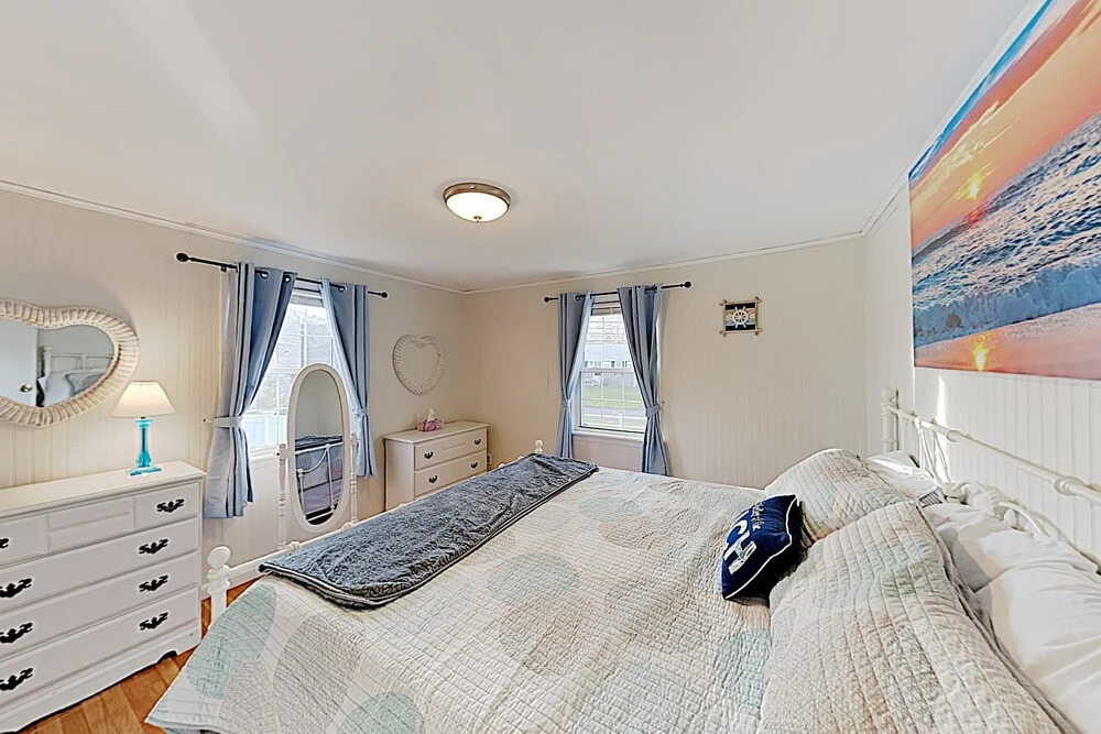 New Listing! Charming Port - Walk To Beach 3 Bedroom Home