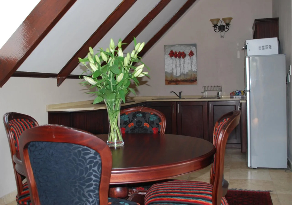 HOSPITALity Lodges