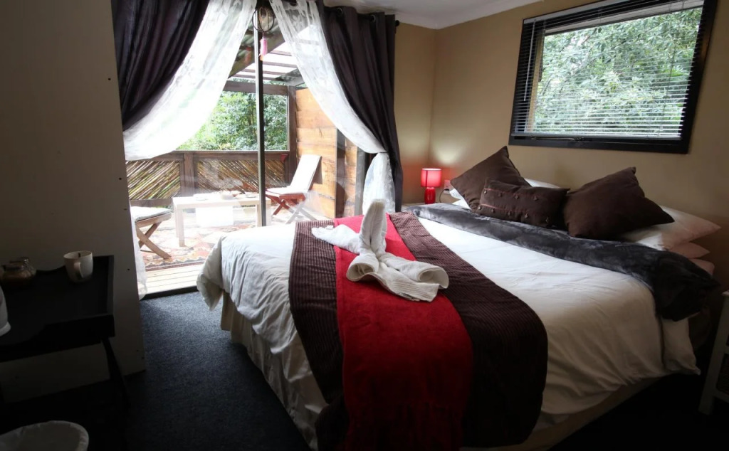 MALI Boutique Lodge & Tube n Axe Budget Accommodation