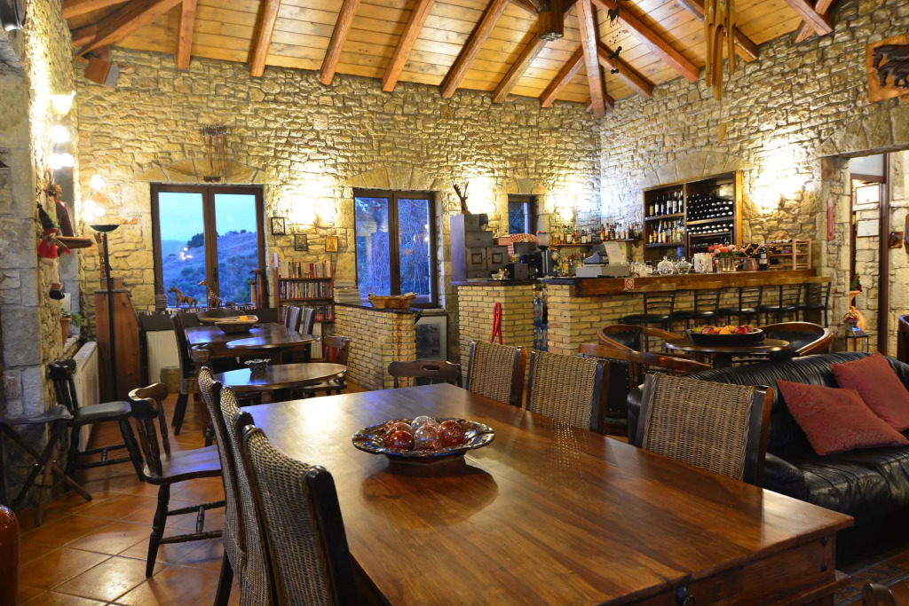Georgios V Chalet Kalavrita