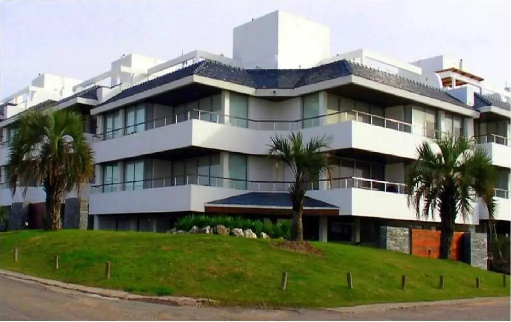 Esturion de Montoya - La Barra - Punta del Este - 4 pasajeros