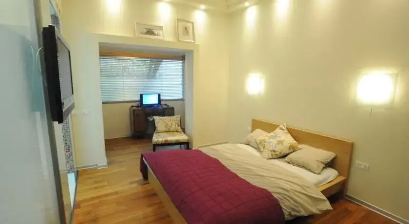 Ziv Apartments - Shtand 19