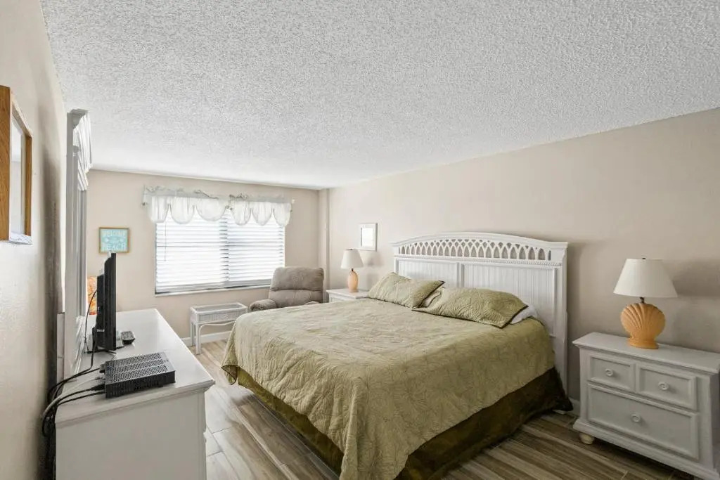 408 Beach Place Condos