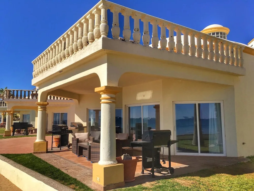 Villa 2 - 3 Br Home