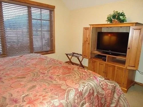 Golden Bench Townhome 7 - One Bedroom Townhome
