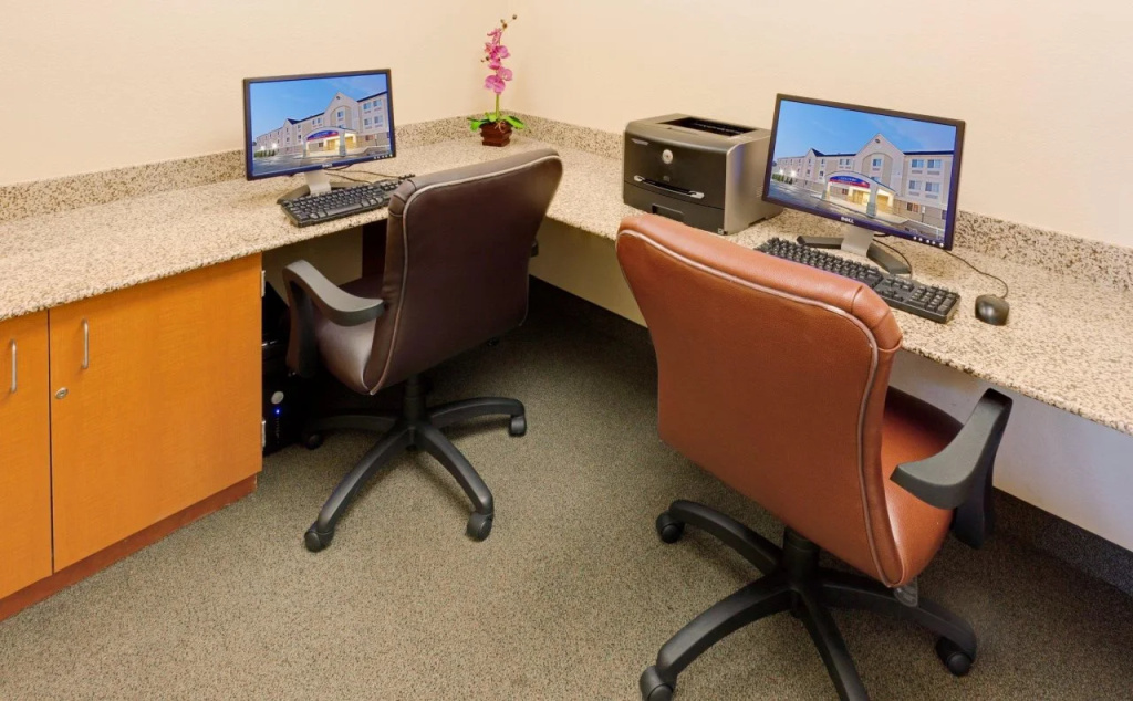 Candlewood Suites Secaucus by IHG