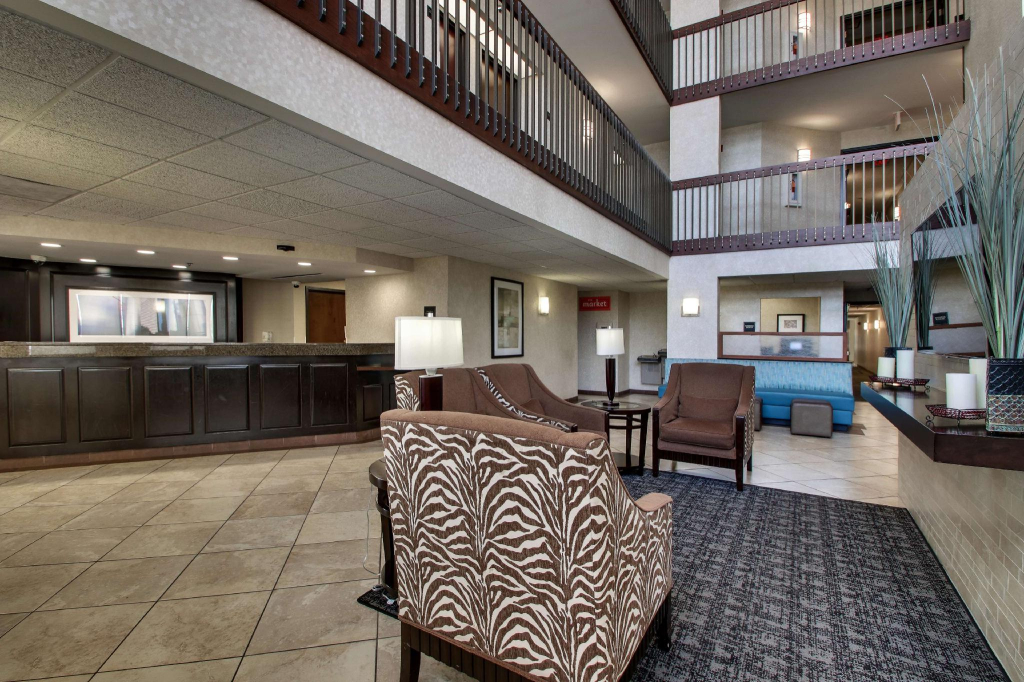 Sonesta Essential Houston Hobby Airport