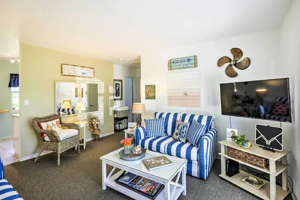 New Smyrna Beach Abode w/ Fire Pit, Walk to Beach!