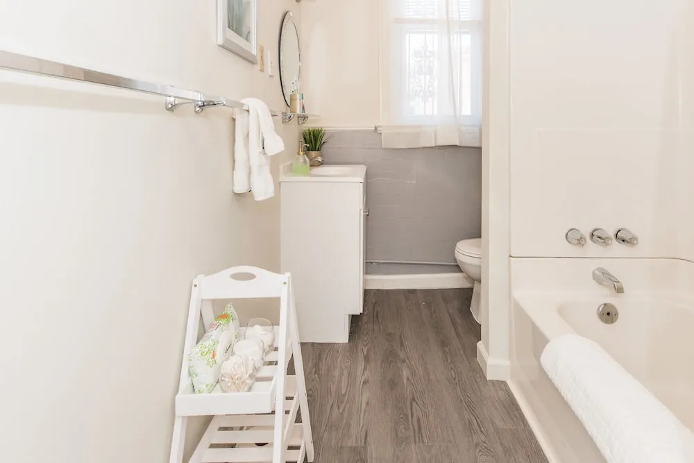 CH2 & CH3 - Fully Furnished Spacious Oasis Dog-friendly 2BR Capitol Hill