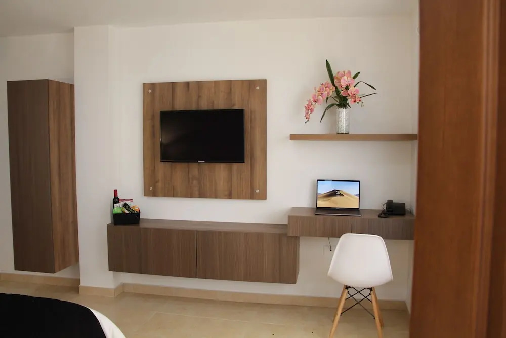 NOA Hotel Boutique