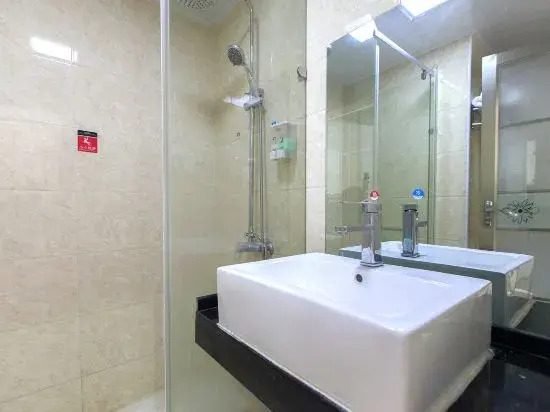 Junyi Hotel Chain (Chibi No.1 Middle School Branch)
