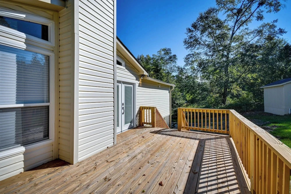 Family-friendly Tuskegee Home: 3 Mi to University