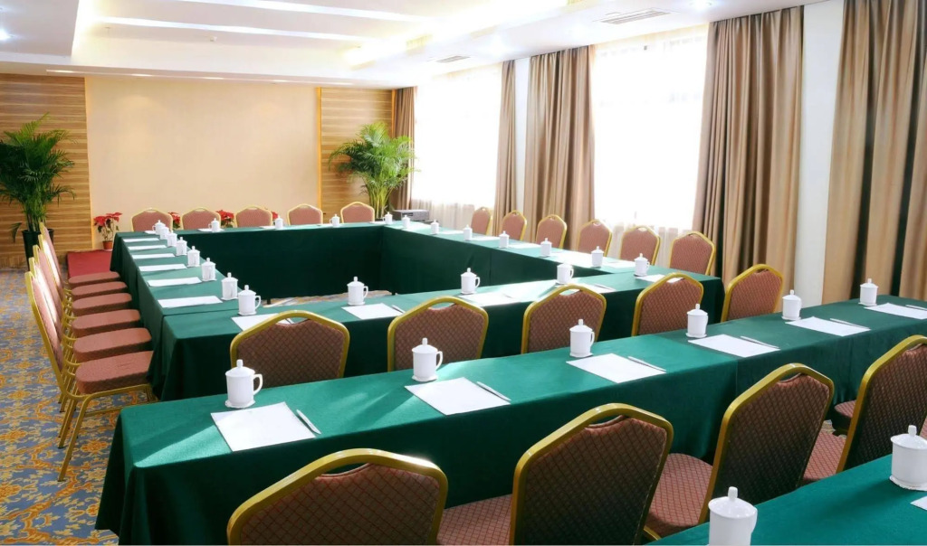Zhengzhou Dahe Business Hotel