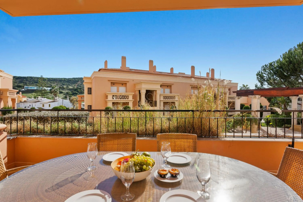 Luxury Holiday 2-bedroom Apartment Praia da Luz