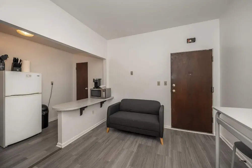 Northside Suites 2
