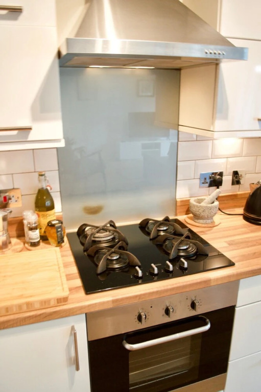 Modern 1 Bedroom Flat
