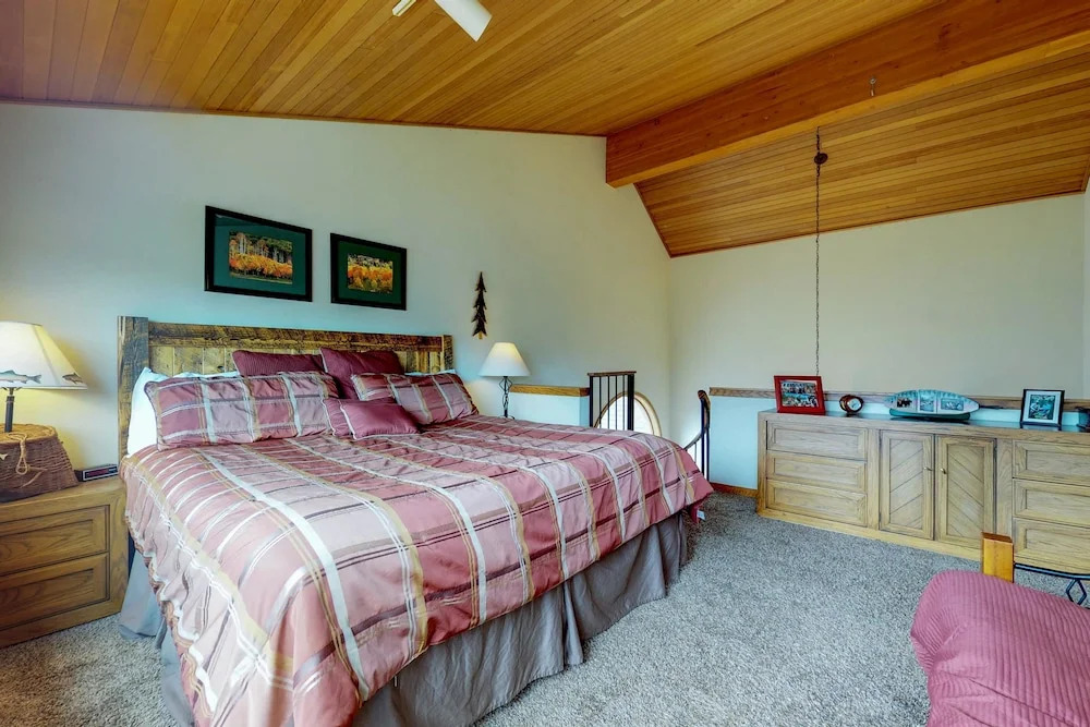 Braidwood Condominium