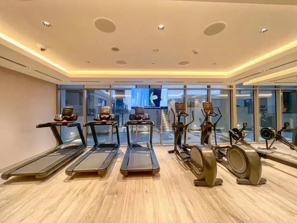 Whitesage - Elegant Apartment With Unobstructed City Views