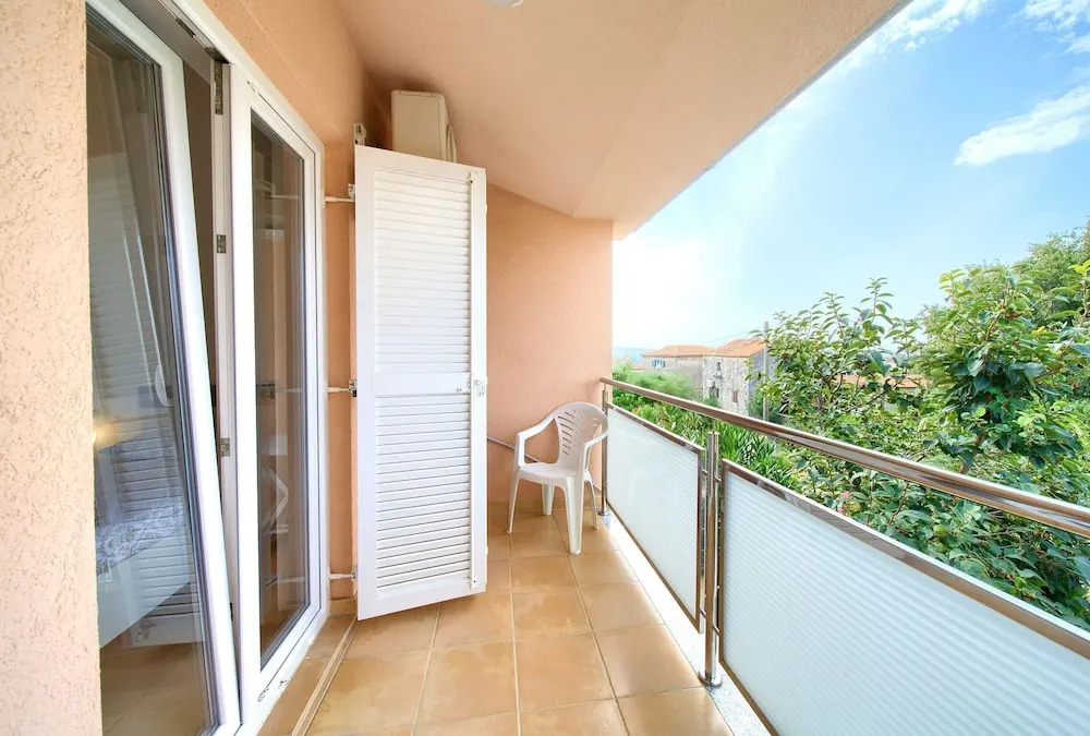 House Bernarda