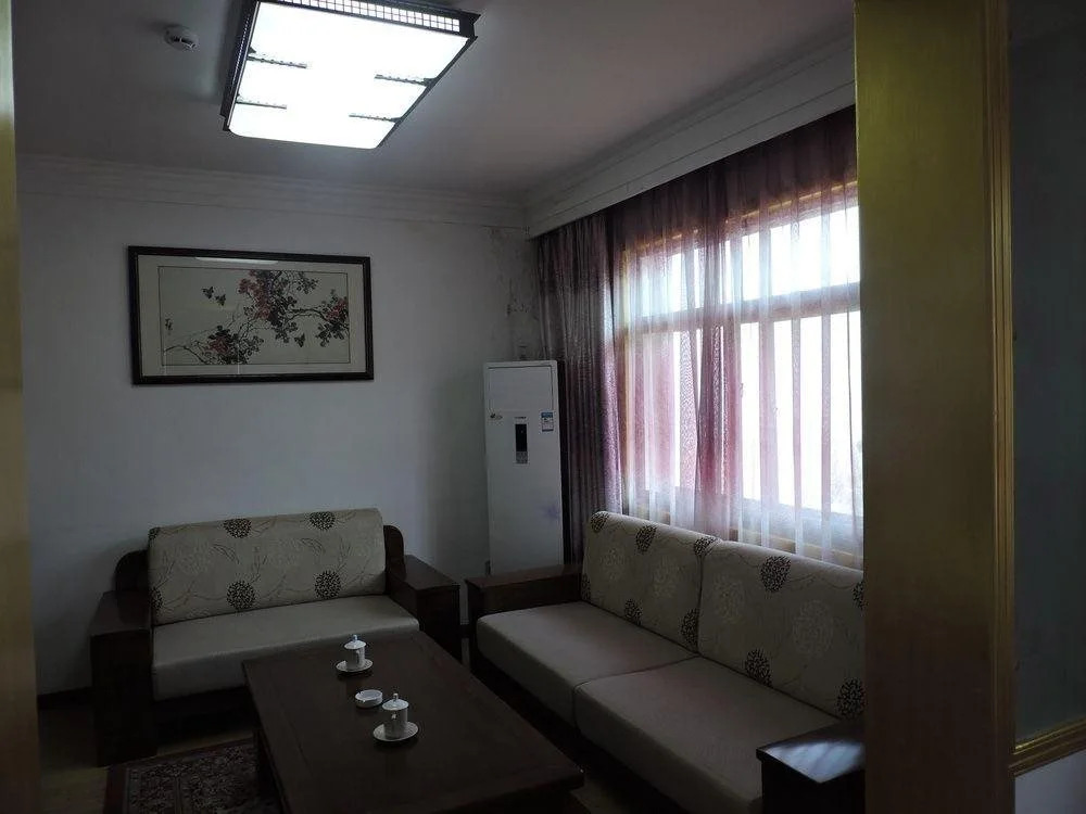 Xianju Hotel