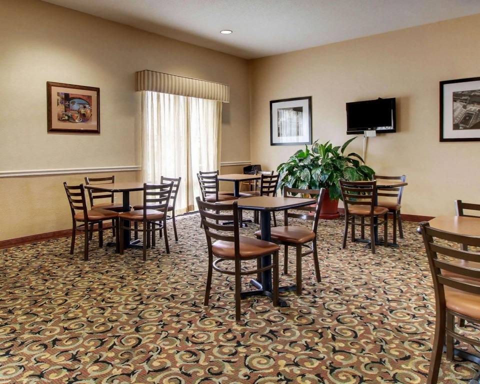 Quality Inn & Suites Hattiesburg North