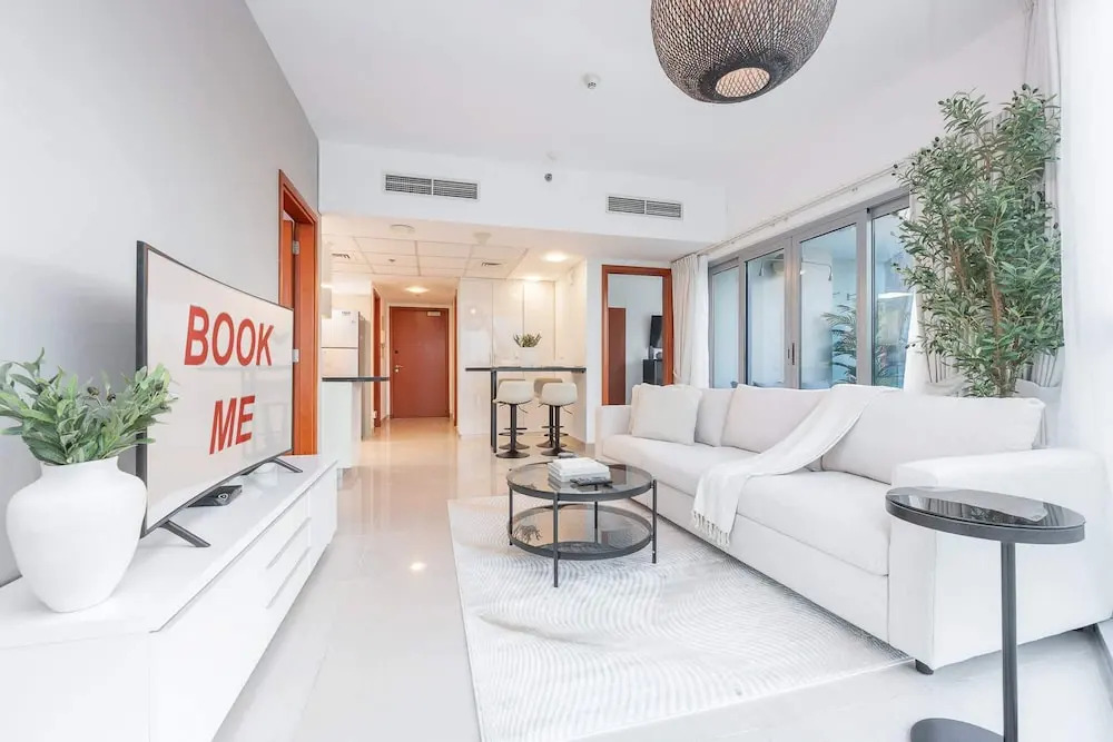 Well-furnished 3 Bedroom in Park Towers Difc