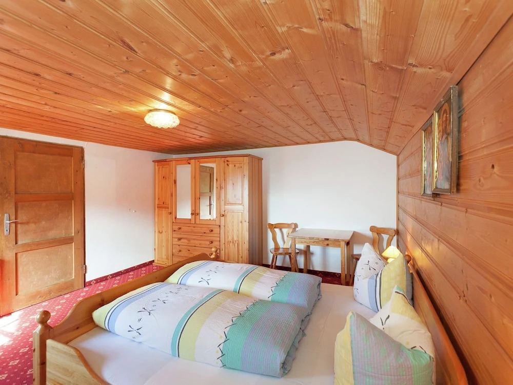 Spacious Farmhouse in Aschau im Zillertal With Meadow View