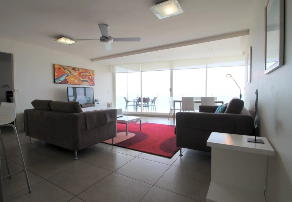 84 The Spit Holiday Apartments