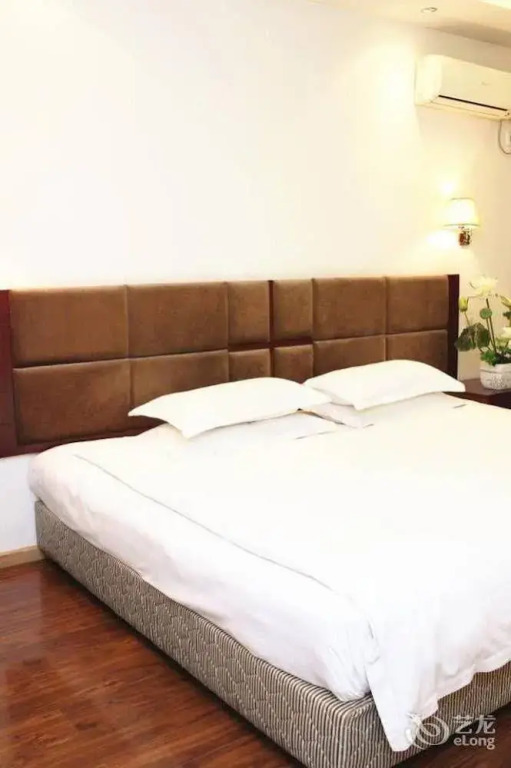 Chengdu Airport Lin Gang Apartment